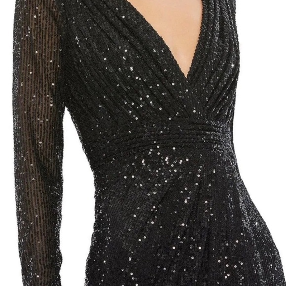 Leena for Mac Duggal Gown Style 26490 Sequined Black Size 18 - Picture 6 of 7